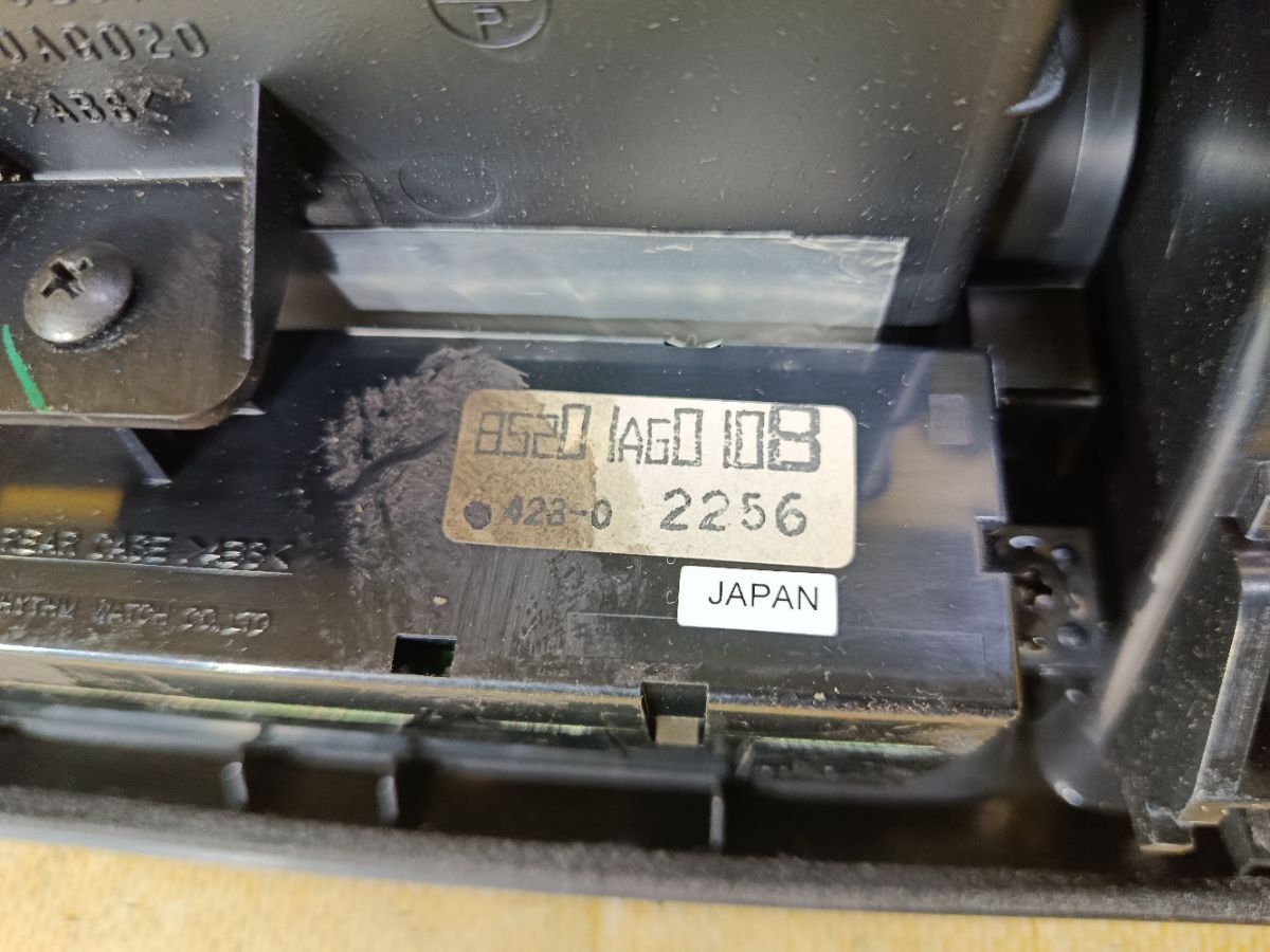 Часы 85201AG010B на Subaru Legacy Wagon BP5 Фото 5