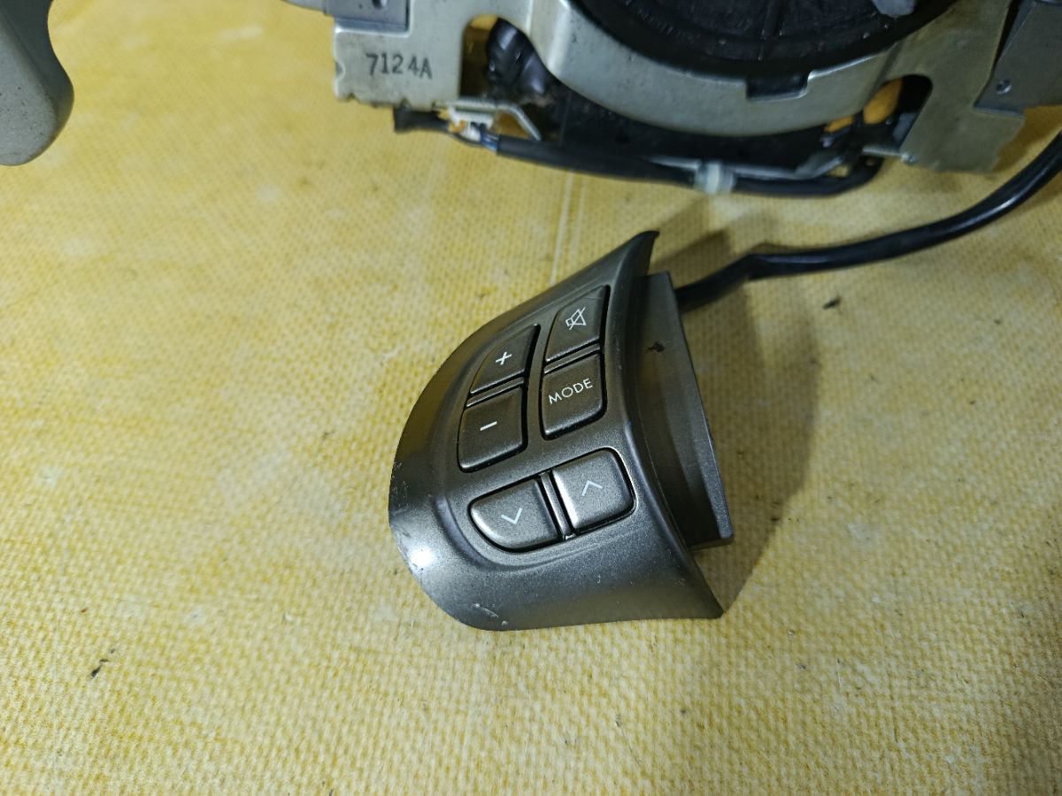 Переключатель поворотов 83161AG050 на Subaru Legacy BL5 Фото 4