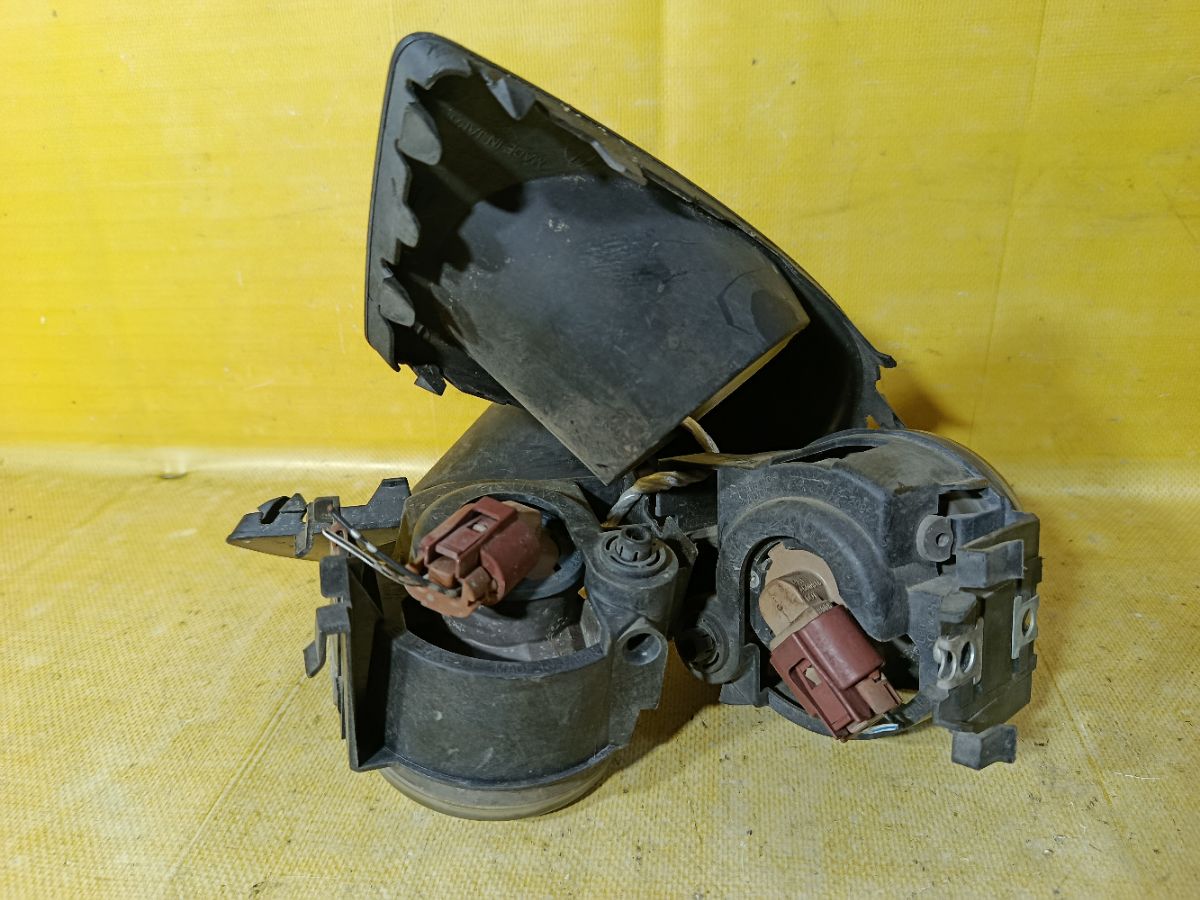 Туманка бамперная 114-77828 114-77828 на Subaru Legacy Wagon BP5 Фото 5