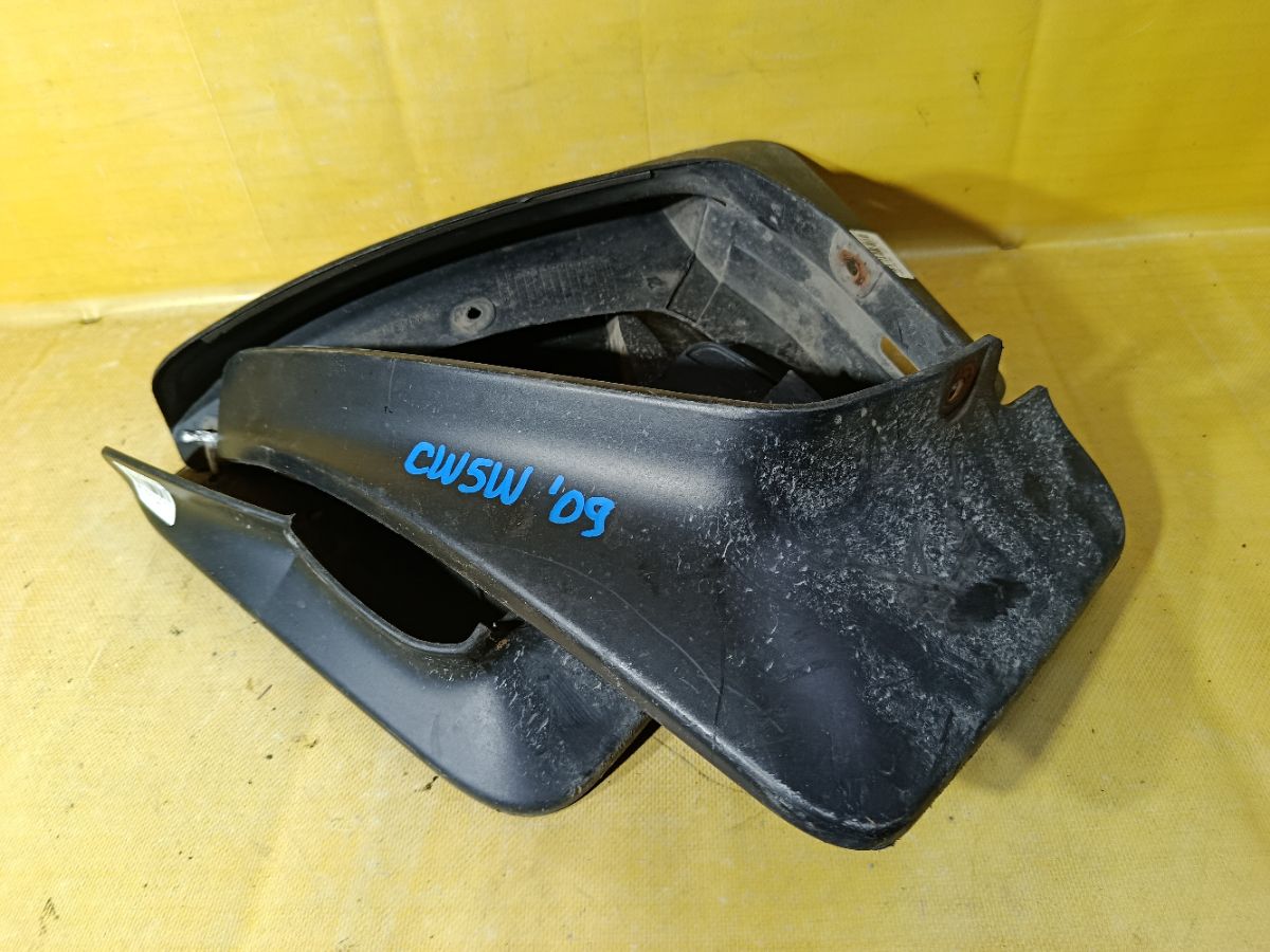 Брызговик на Mitsubishi Outlander CW5W Фото 1