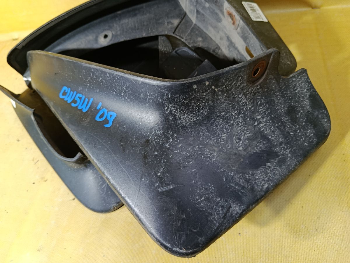 Брызговик на Mitsubishi Outlander CW5W Фото 2