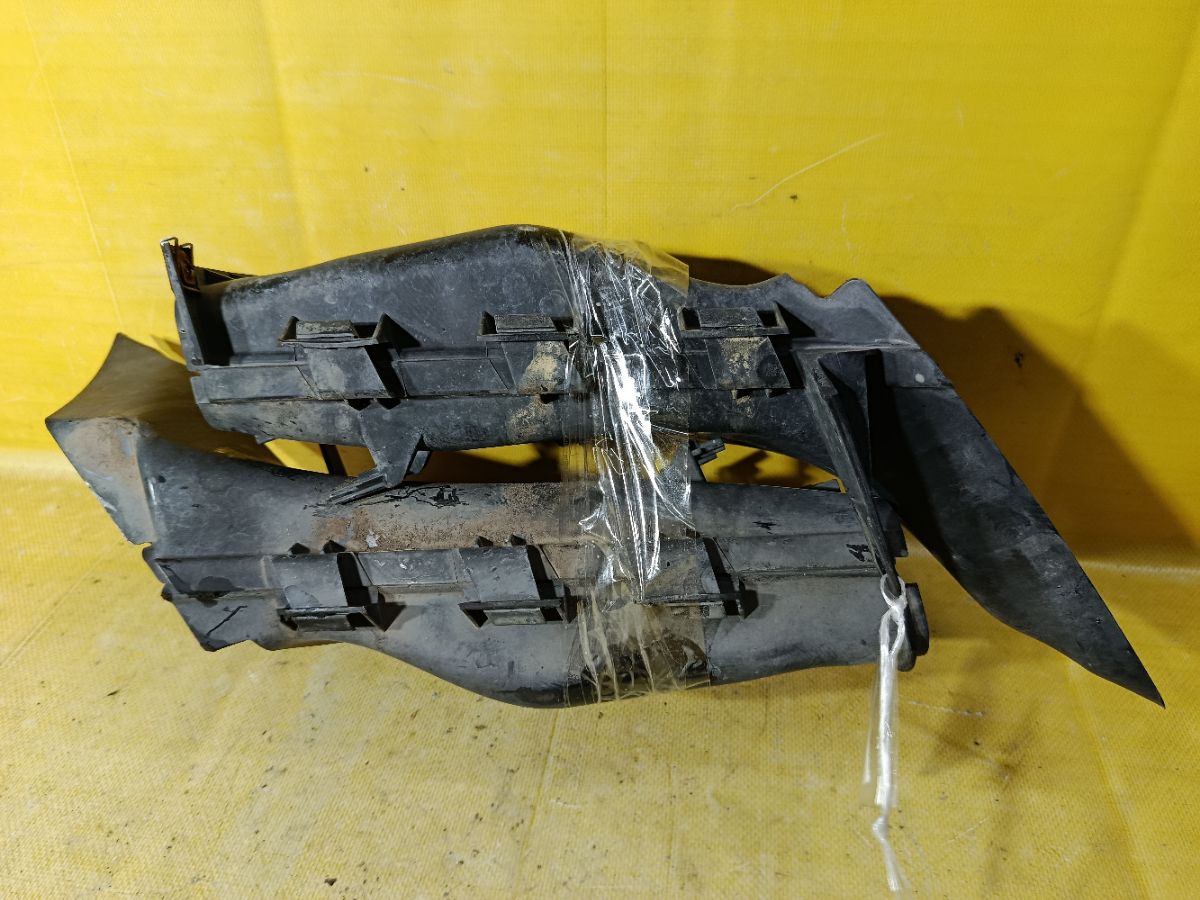 Воздуховод 51747121569, 51747121570 на Bmw 3-Series E90-VB12 Фото 2