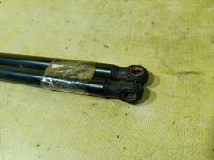 Амортизатор капота 53440-06050-B на Toyota Camry ACV45 Фото 2