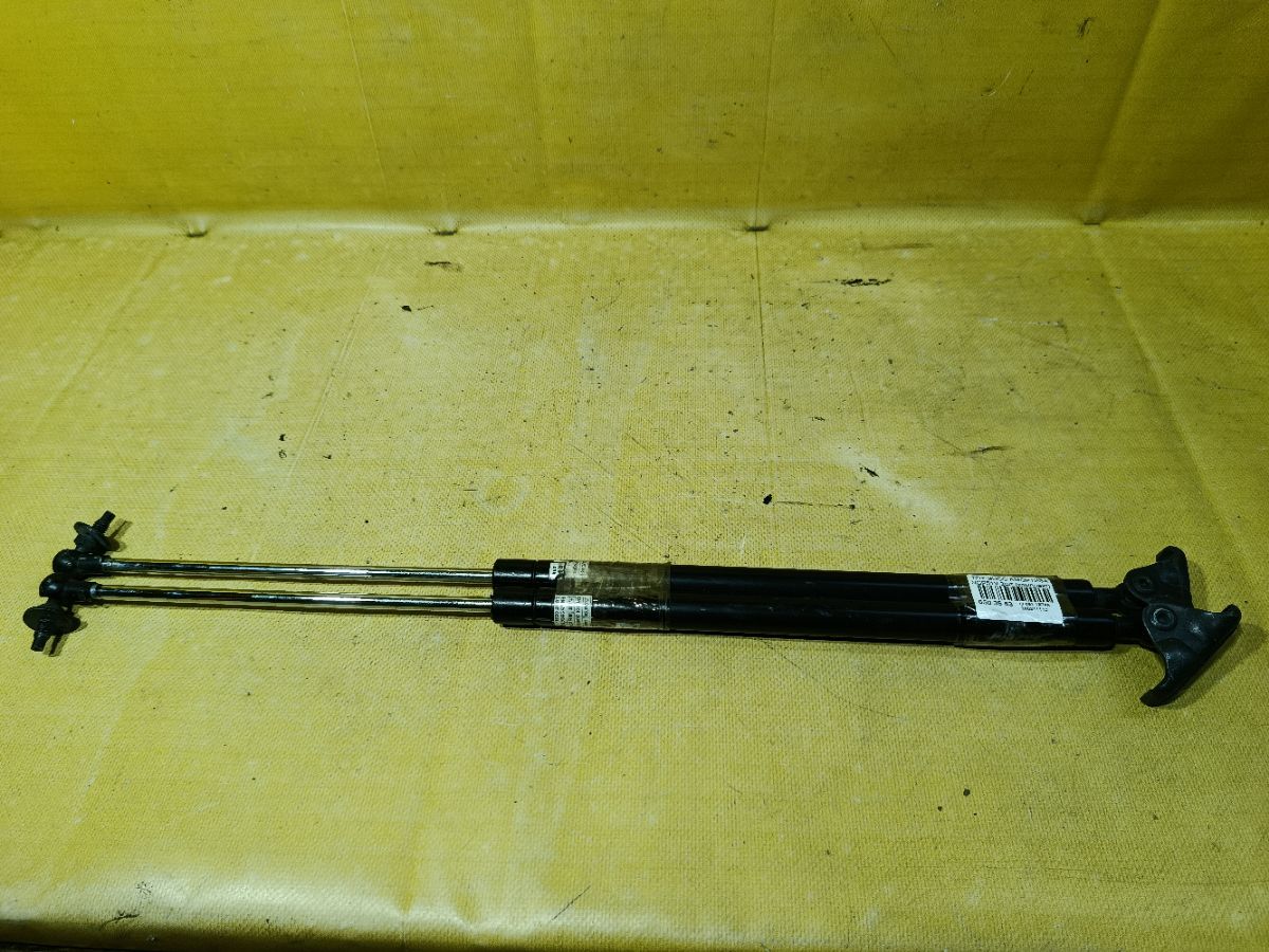 Амортизатор двери на Toyota Succeed NCP51V Фото 1