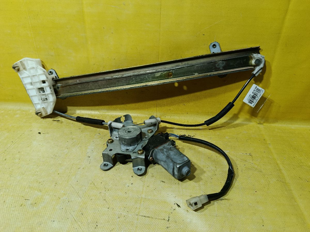 Стеклоподъемный механизм на Mitsubishi Lancer CK2A Фото 1