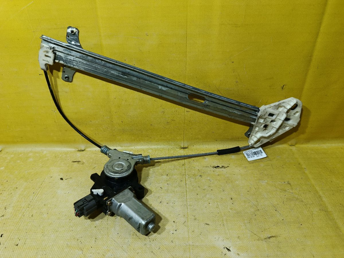 Стеклоподъемный механизм на Honda Accord CL8 Фото 1