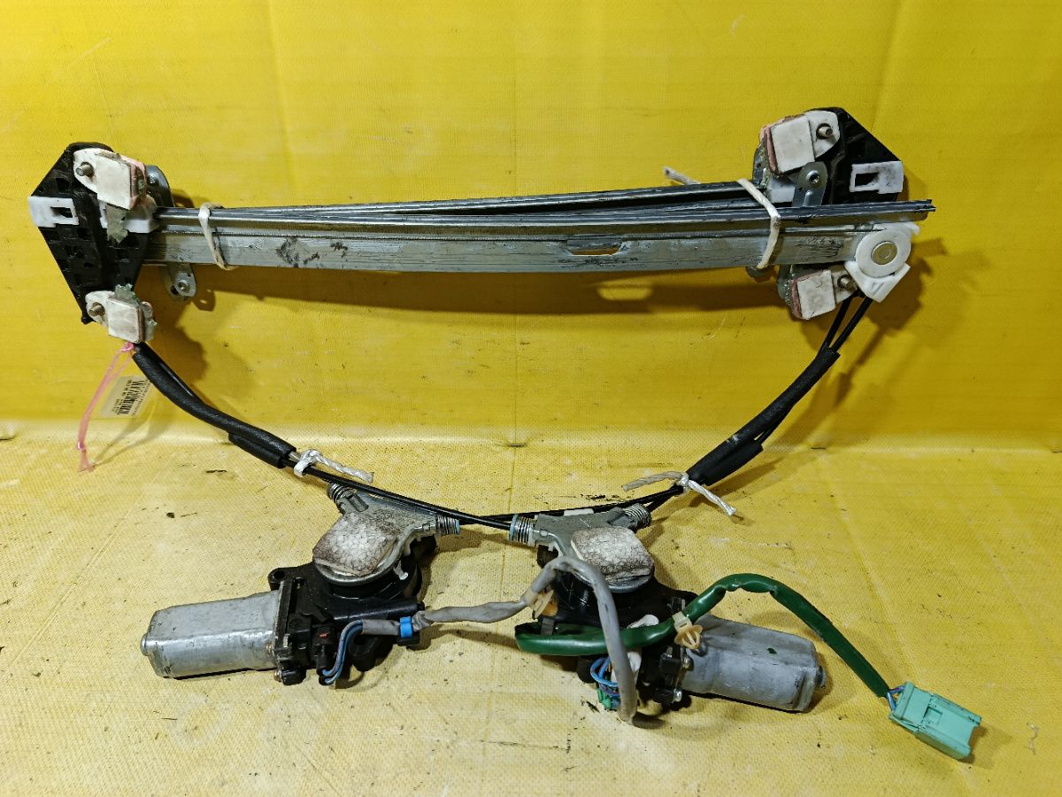 Стеклоподъемный механизм на Honda Cr-V RD5 Фото 2