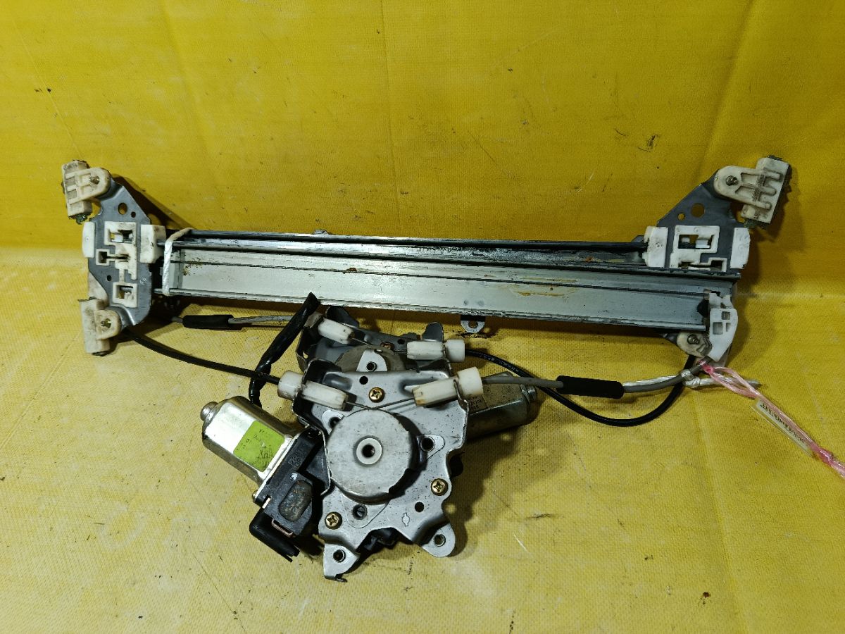 Стеклоподъемный механизм 80730-4M401, 80731-89906 на Nissan Sunny FB15 Фото 1