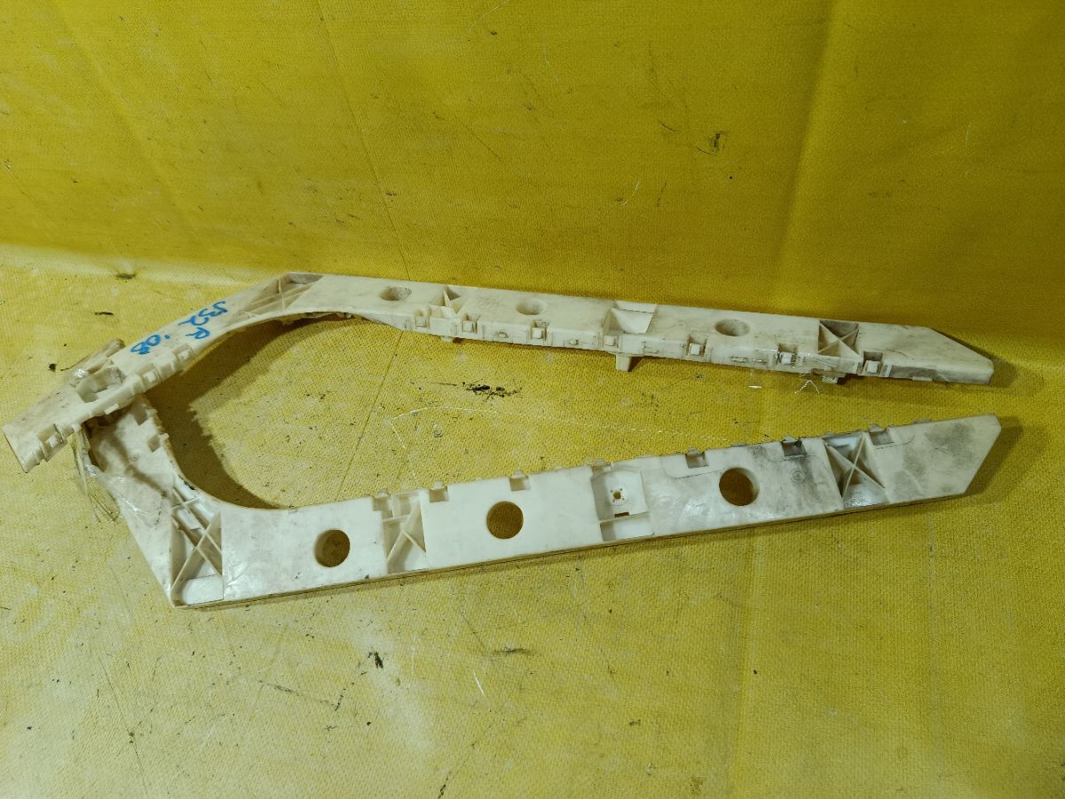 Крепление бампера 85220-JN20A, 85221-JN20A на Nissan Teana J32 Фото 4