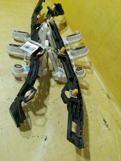 Крепление бампера на Subaru Impreza G4 GJ2 Фото 3