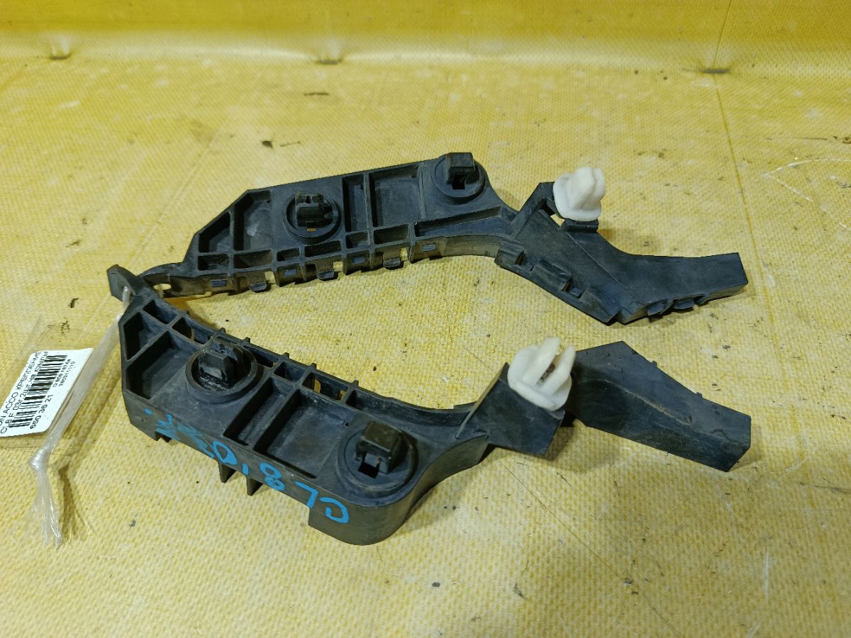 Крепление бампера на Honda Accord CL8 Фото 2