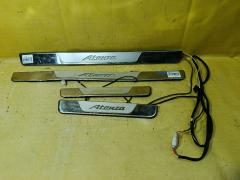 Накладка на порог салона на Mazda Atenza GHEFW Фото 2