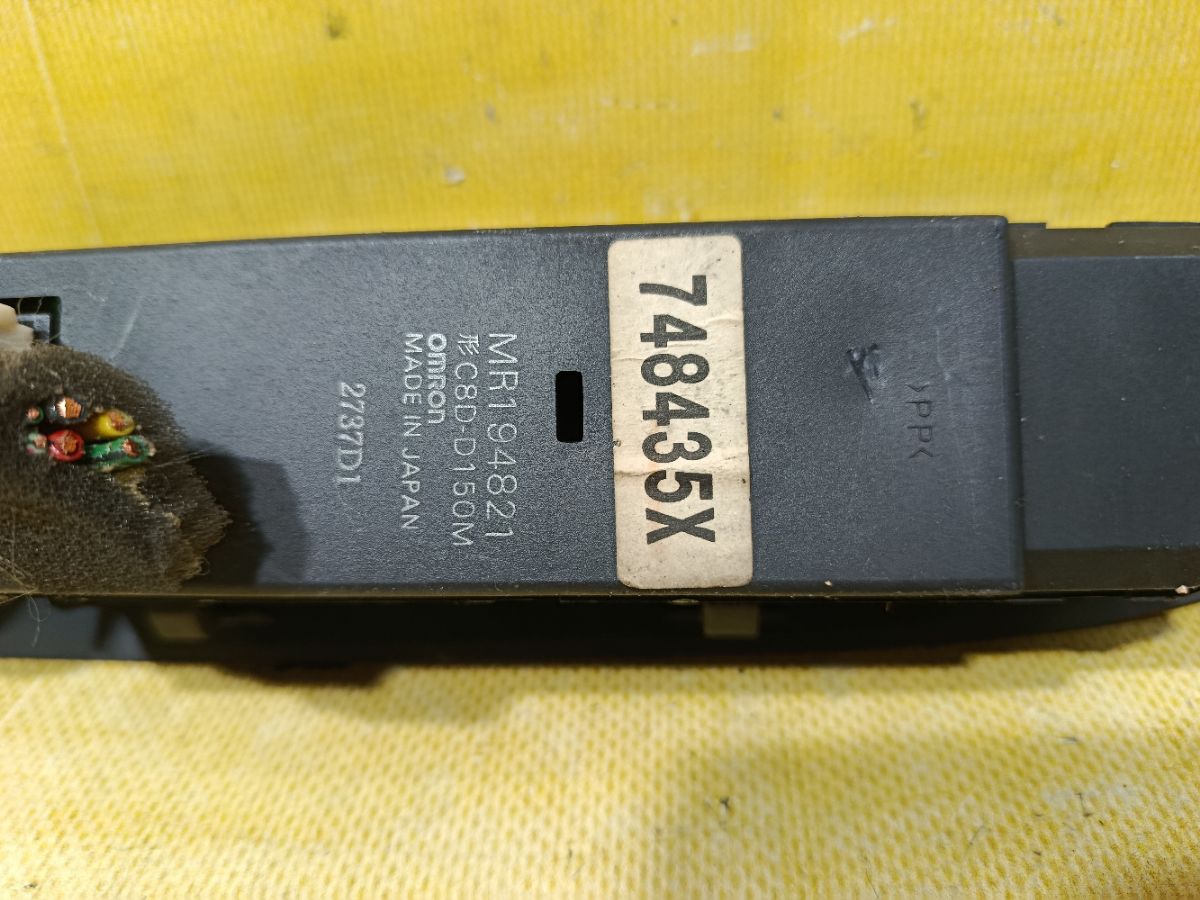 Блок упр-я стеклоподъемниками MR194821 на Mitsubishi Lancer CK2A Фото 4