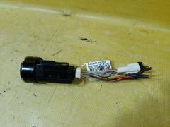 Кнопка на Subaru Legacy BM9