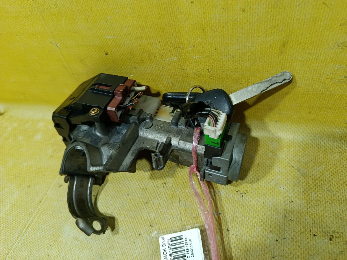 Замок зажигания на Honda Cr-V RD5 Фото 1