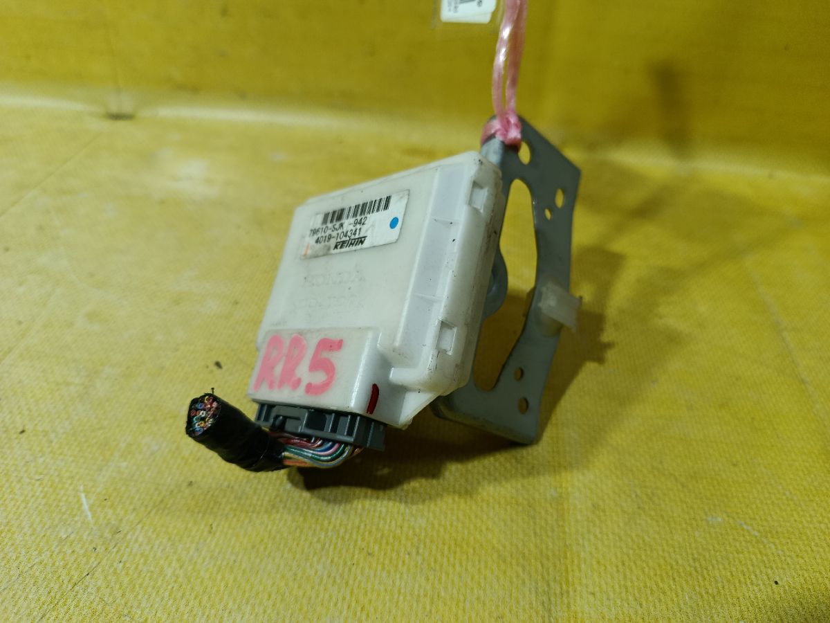 Регулятор скорости мотора отопителя 79610-SJK-942 на Honda Elysion RR5 J35A Фото 1