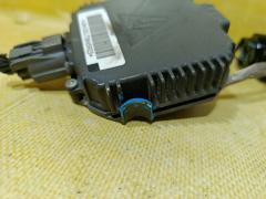 Блок розжига ксенона на Honda Stepwgn RG1 Фото 3