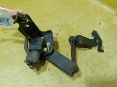 Датчик регулировки наклона фар на Mazda Atenza GHEFW, Переднее расположение