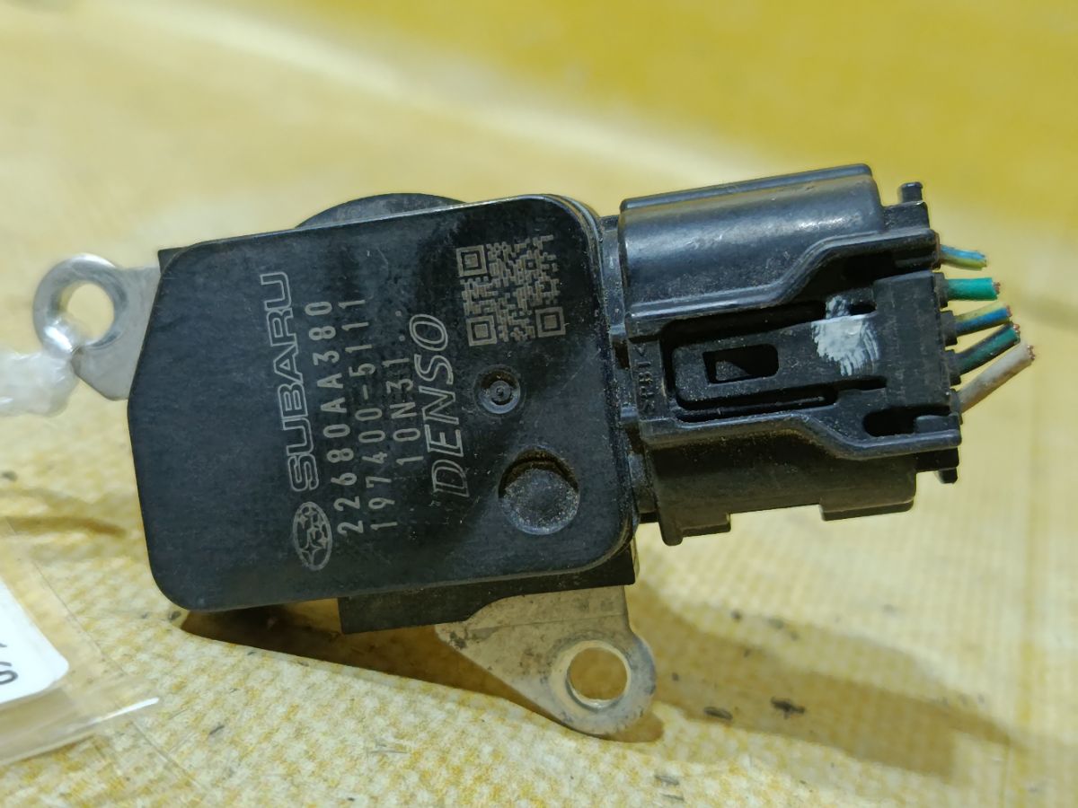 Датчик расхода воздуха 22680AA380, 22680AA360 на Subaru Exiga YA5 EJ204 Фото 3