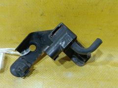 Клапан-вакуумник 89420-46010 на Toyota Raum EXZ15 5E-FE Фото 2