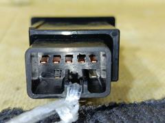 Кнопка на Toyota Фото 3