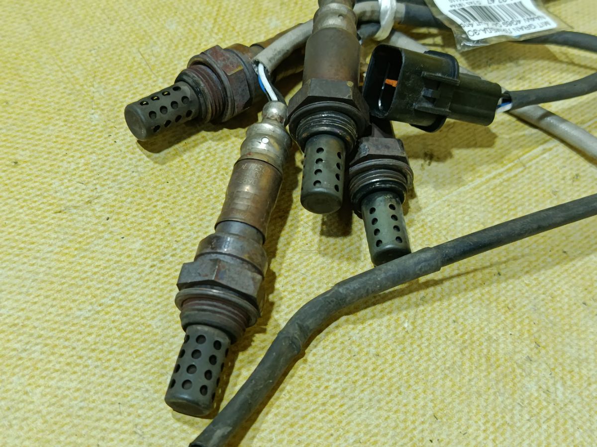 Лямбда-зонд на Mitsubishi Grandis NA4W 4G69 Фото 2