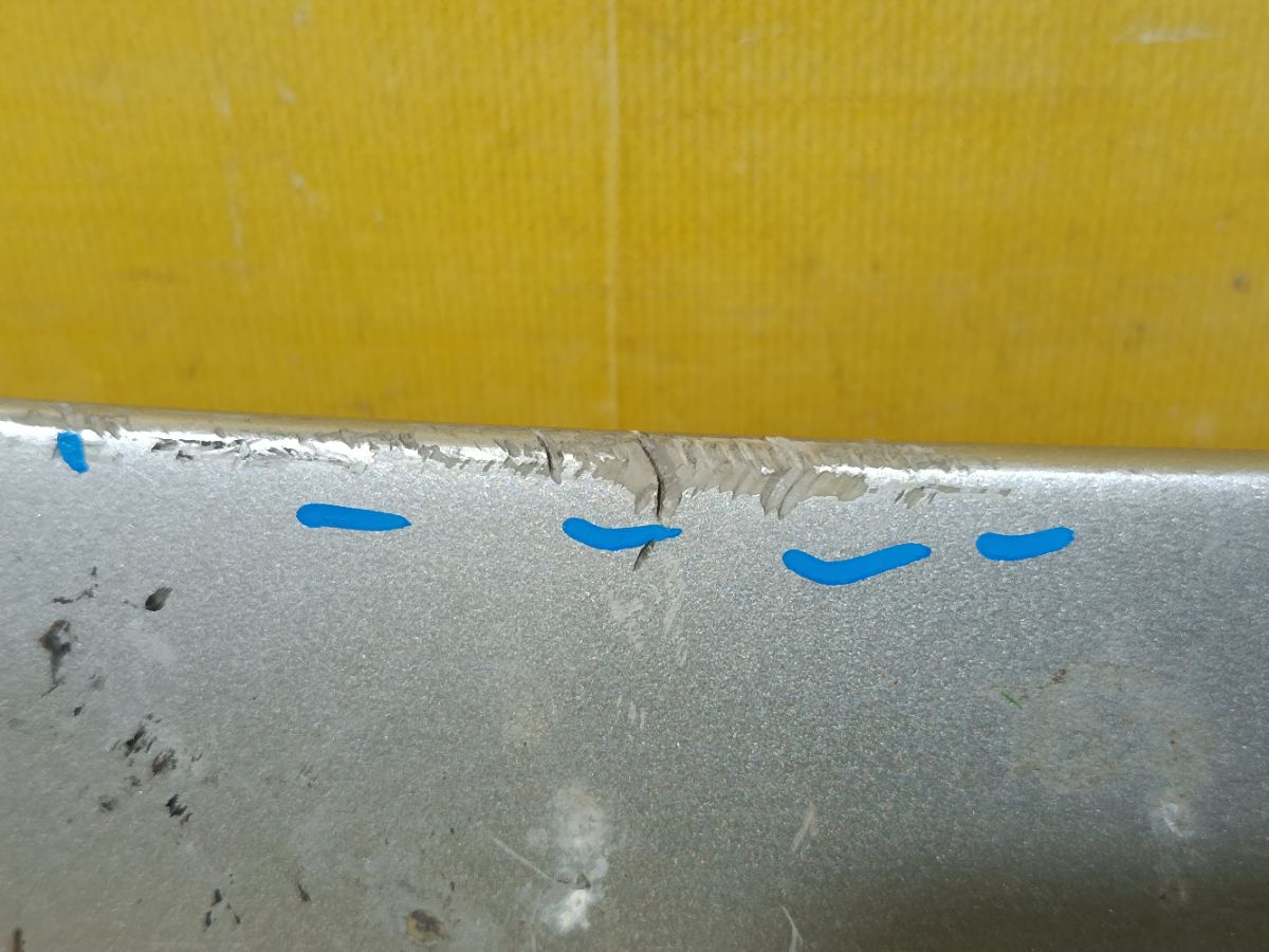 Спойлер на Toyota Raum EXZ15 Фото 5