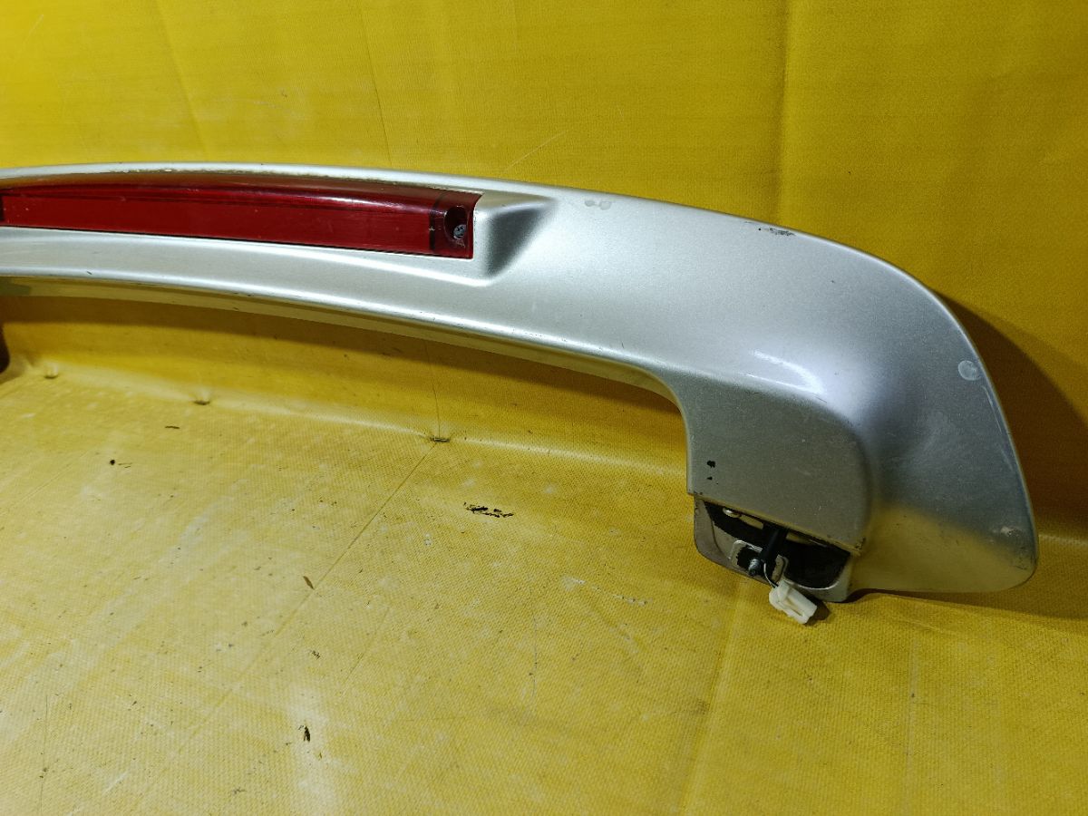 Спойлер на Toyota Raum EXZ15 Фото 8