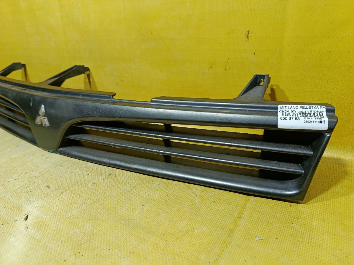 Решетка радиатора на Mitsubishi Lancer CK2A Фото 2