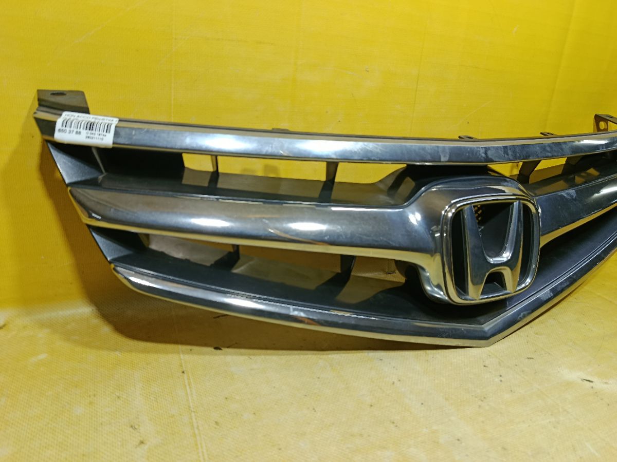Решетка радиатора на Honda Accord CL8 Фото 3