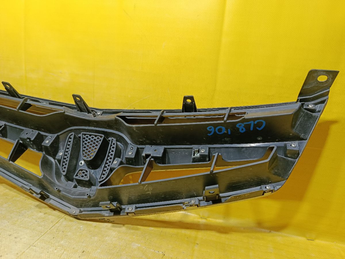 Решетка радиатора на Honda Accord CL8 Фото 4