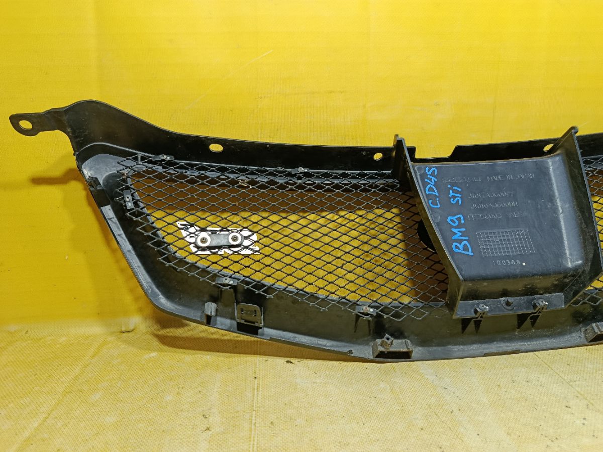 Решетка радиатора J1010A-J600NN на Subaru Legacy BM9 Фото 6