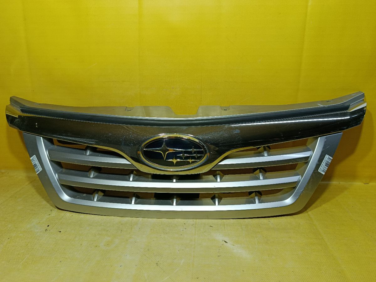 Решетка радиатора на Subaru Impreza Xv GH7 Фото 1