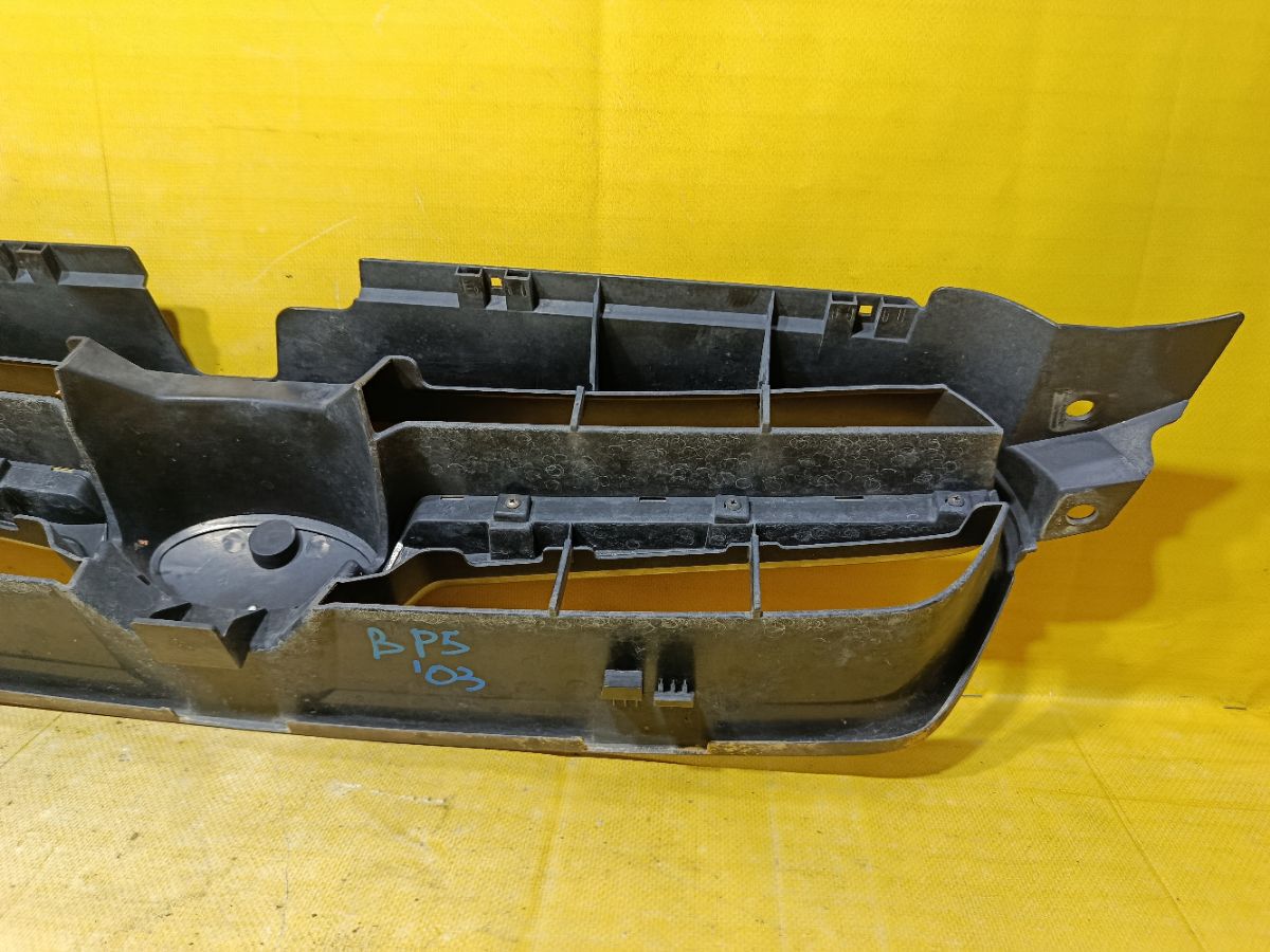 Решетка радиатора на Subaru Legacy BL5 Фото 5