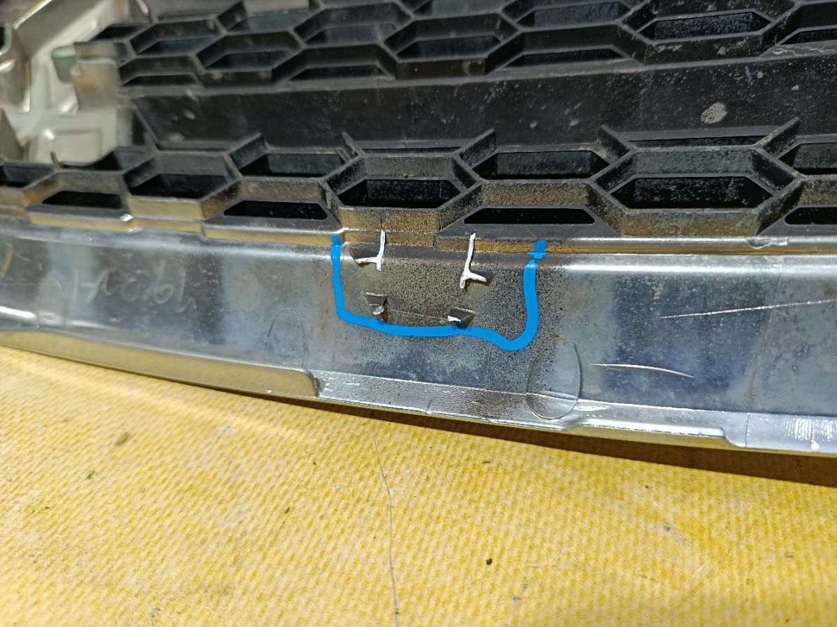 Решетка радиатора MN202661ZZ на Mitsubishi Outlander CW5W Фото 5