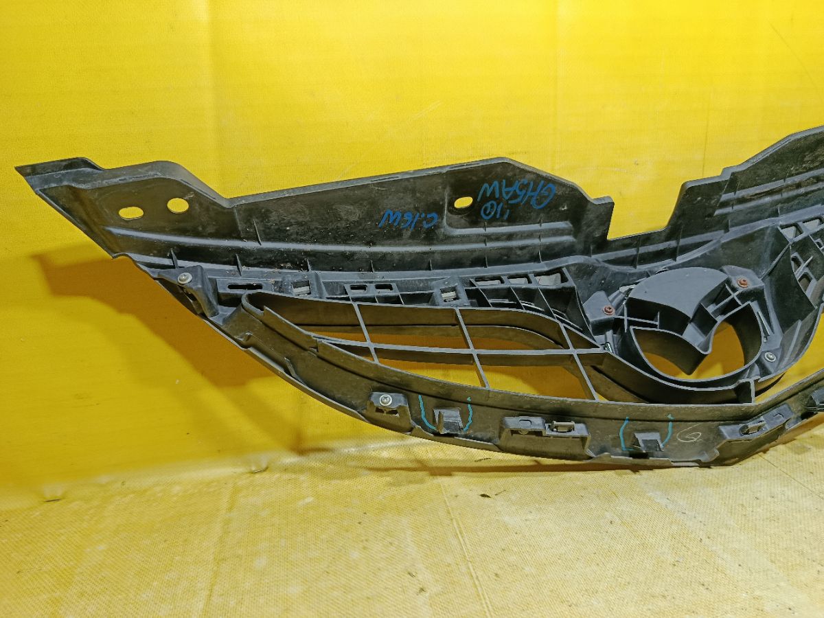 Решетка радиатора на Mazda Atenza GH5AW Фото 6