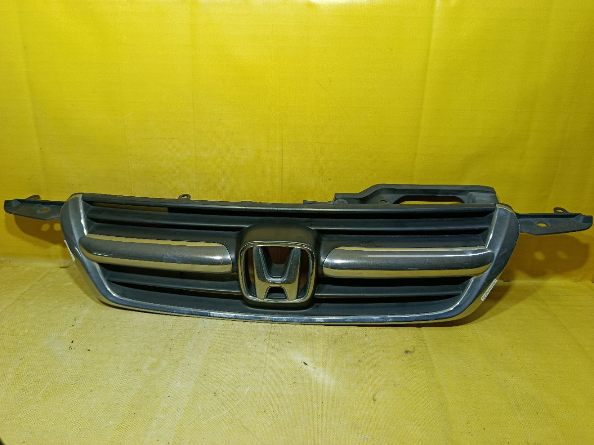 Решетка радиатора 71121-S9A-00, 725A-CRV-02 на Honda Cr-V RD5 Фото 1