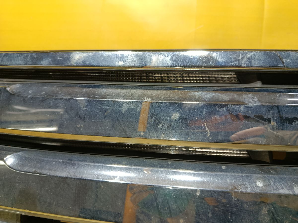 Решетка радиатора на Honda Stepwgn RK5 Фото 5