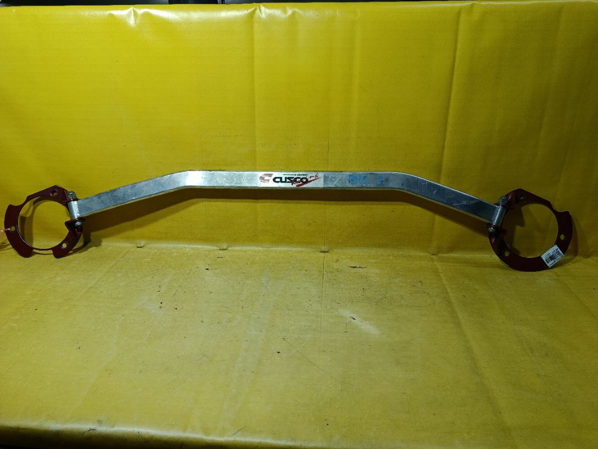 Жесткость на стойки на Subaru Legacy Wagon BH5 Фото 1