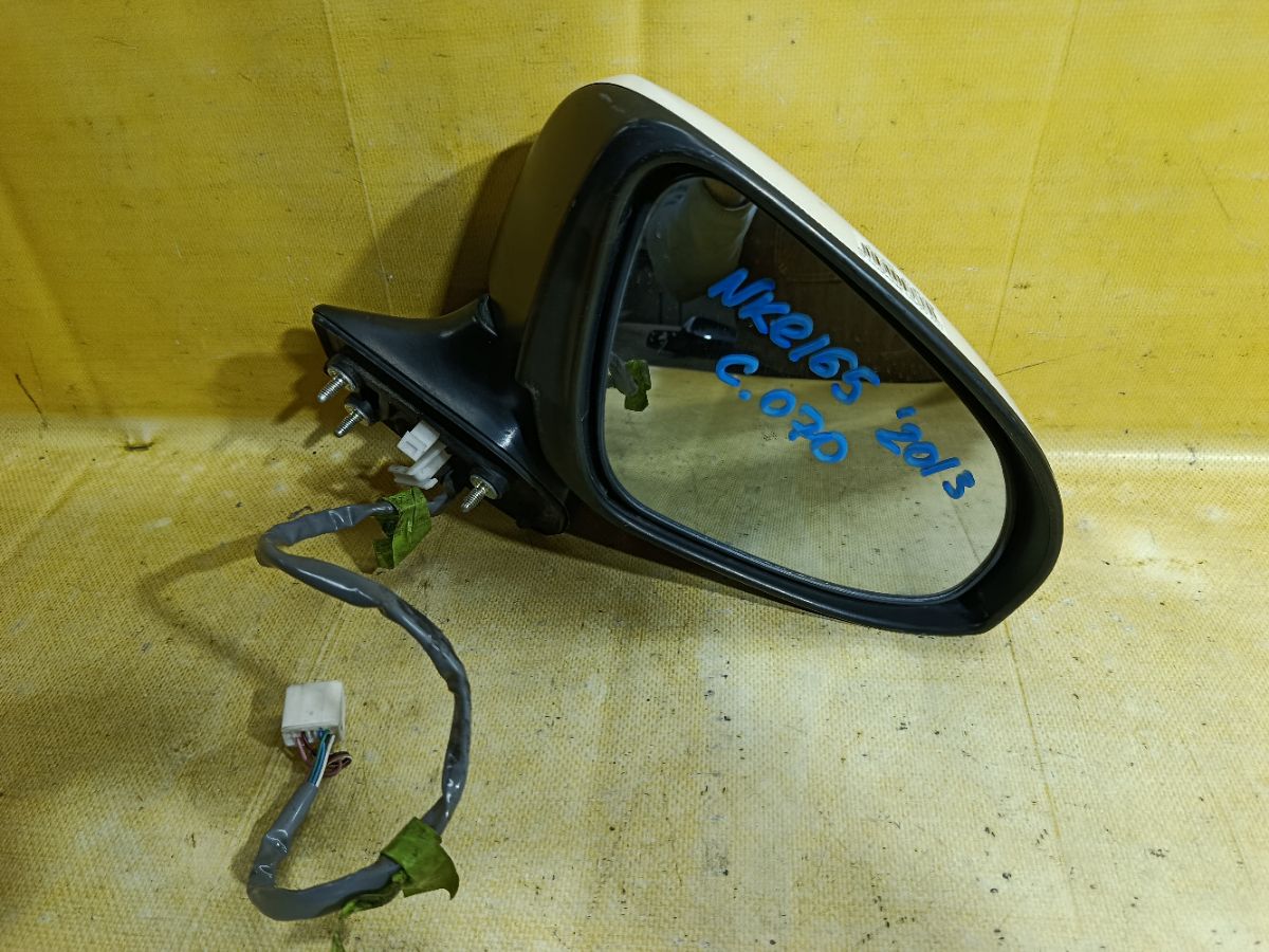 Зеркало двери боковой на Toyota Corolla Axio NKE165 Фото 4