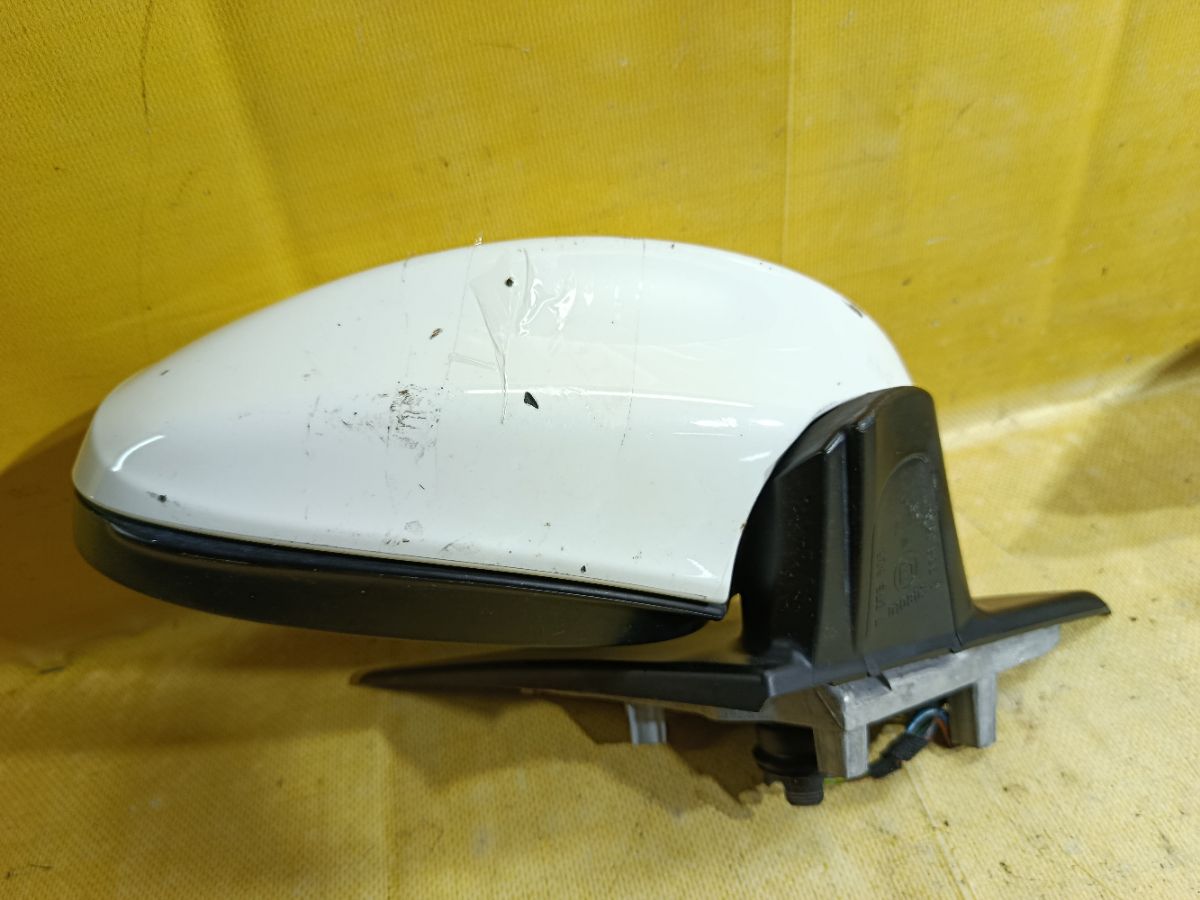 Зеркало двери боковой на Bmw 3-Series E91-VW72 Фото 4