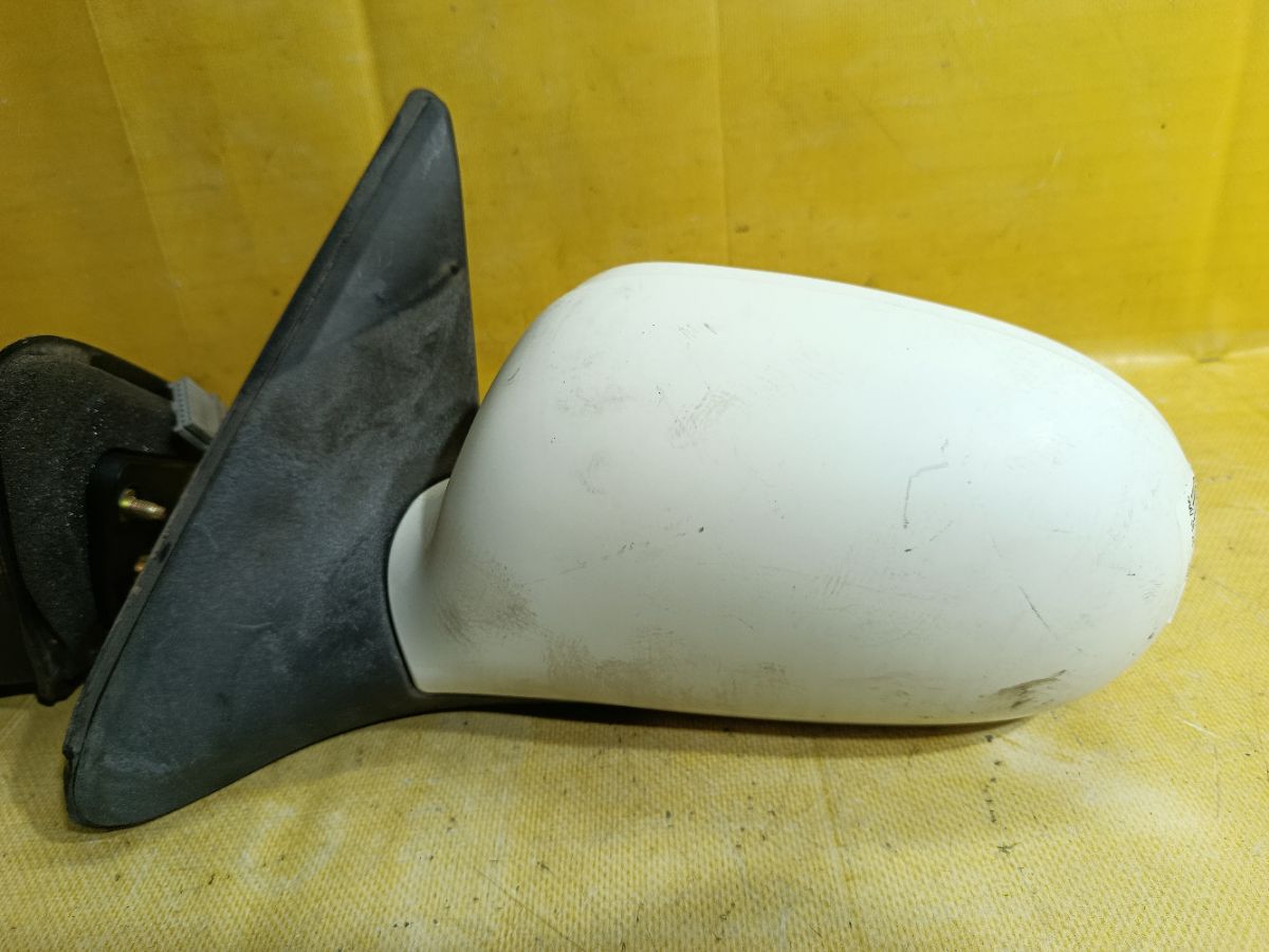 Зеркало двери боковой на Nissan Sunny FNB15 Фото 5