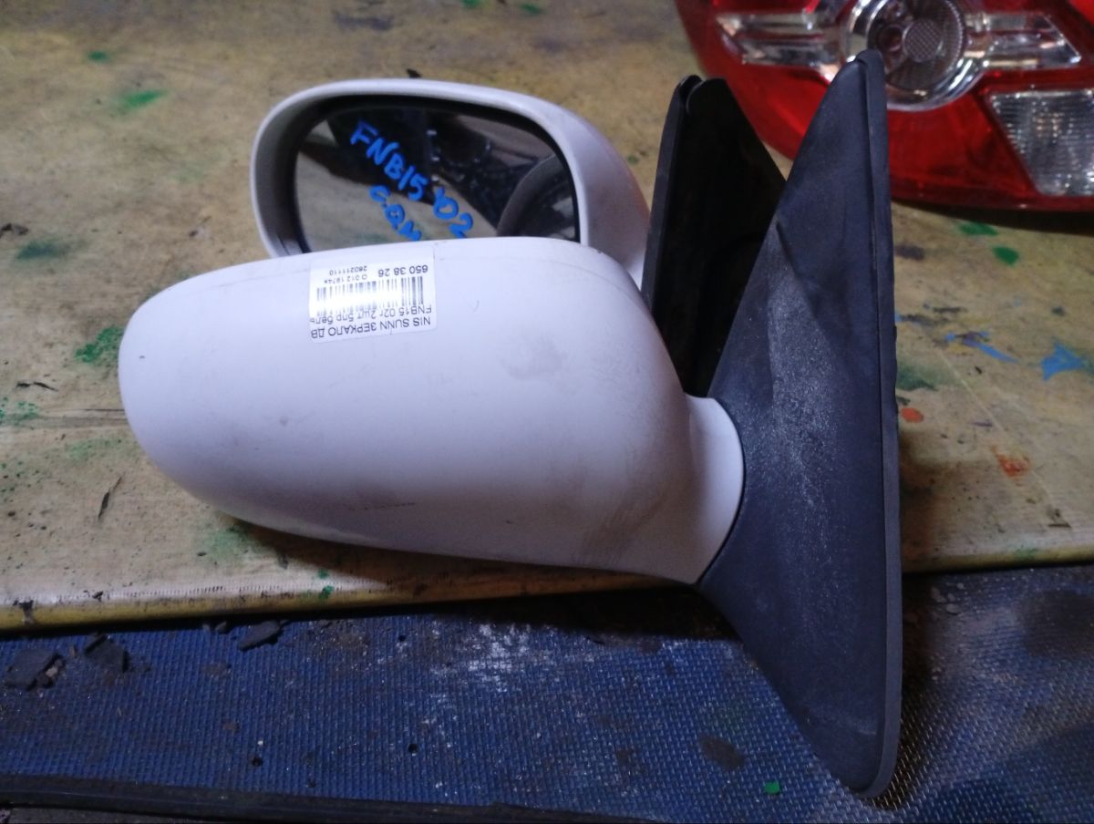 Зеркало двери боковой на Nissan Sunny FNB15 Фото 9