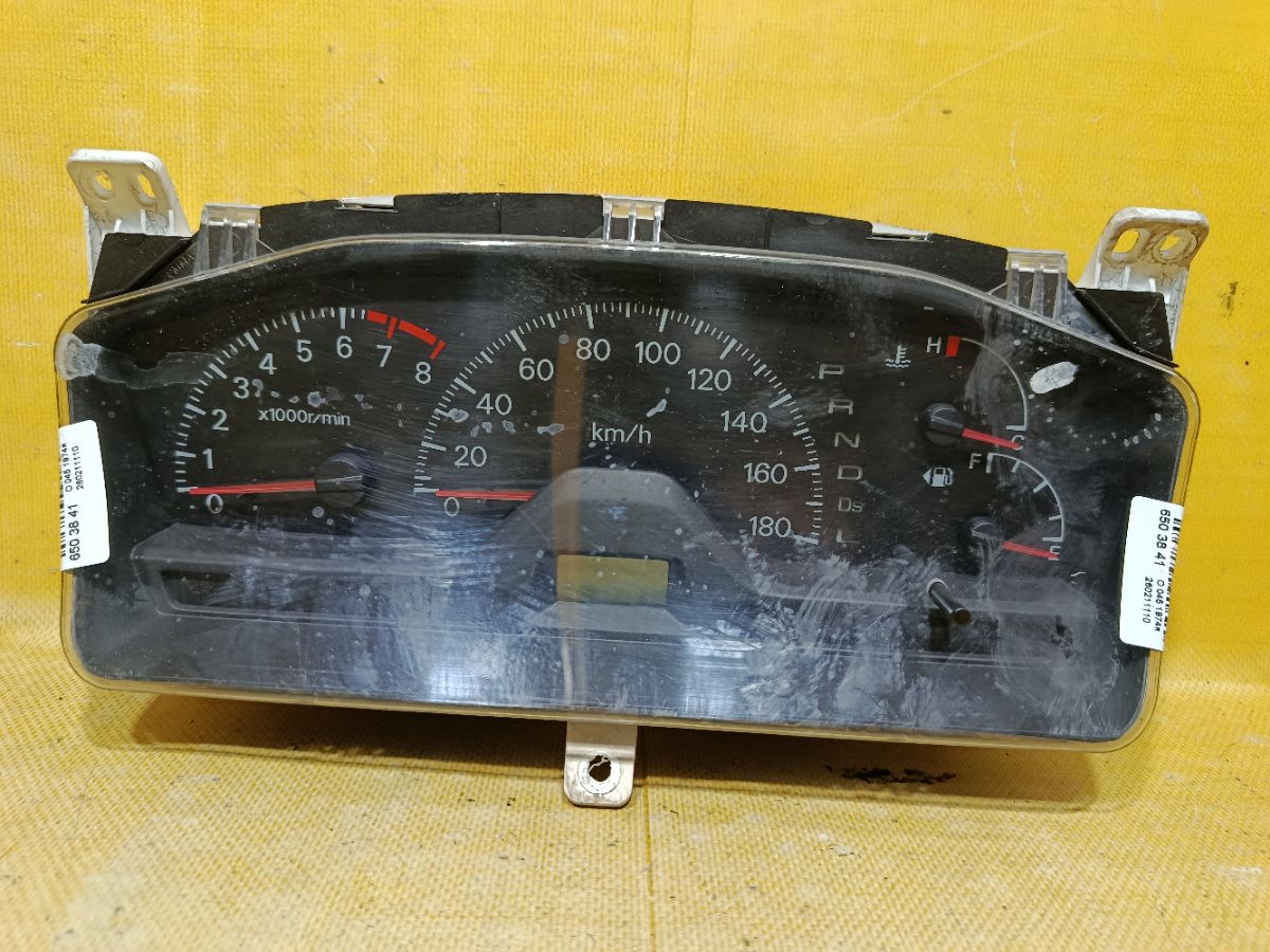 Спидометр MR532221 на Mitsubishi Lancer CS2A 4G15 Фото 1