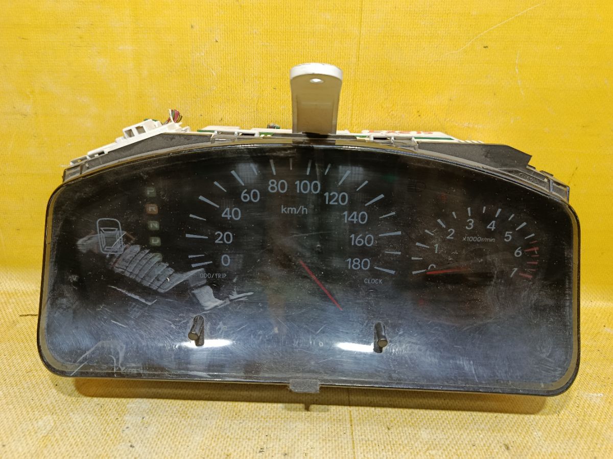 Спидометр 83800-46040 на Toyota Raum EXZ15 5E-FE Фото 1