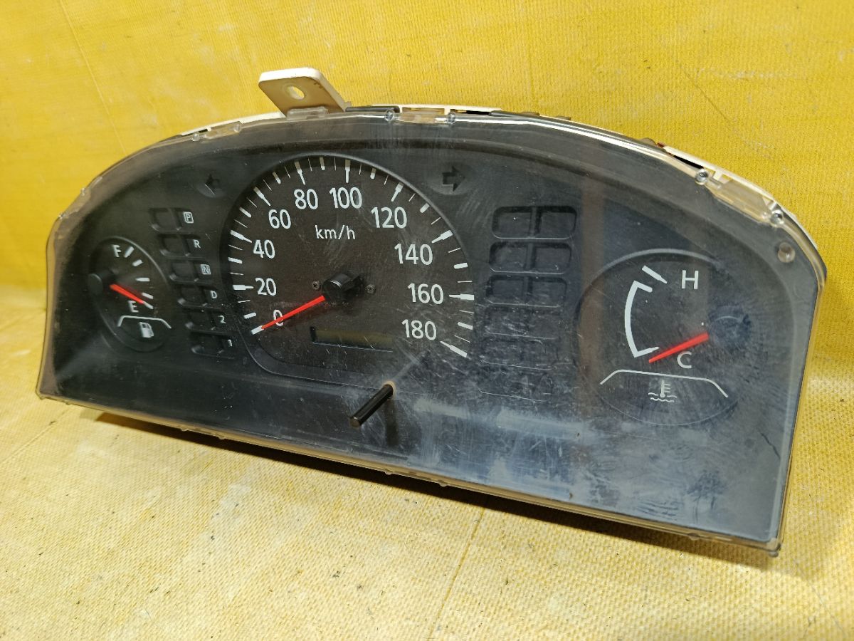 Спидометр на Nissan Sunny FB15 QG15DE Фото 2