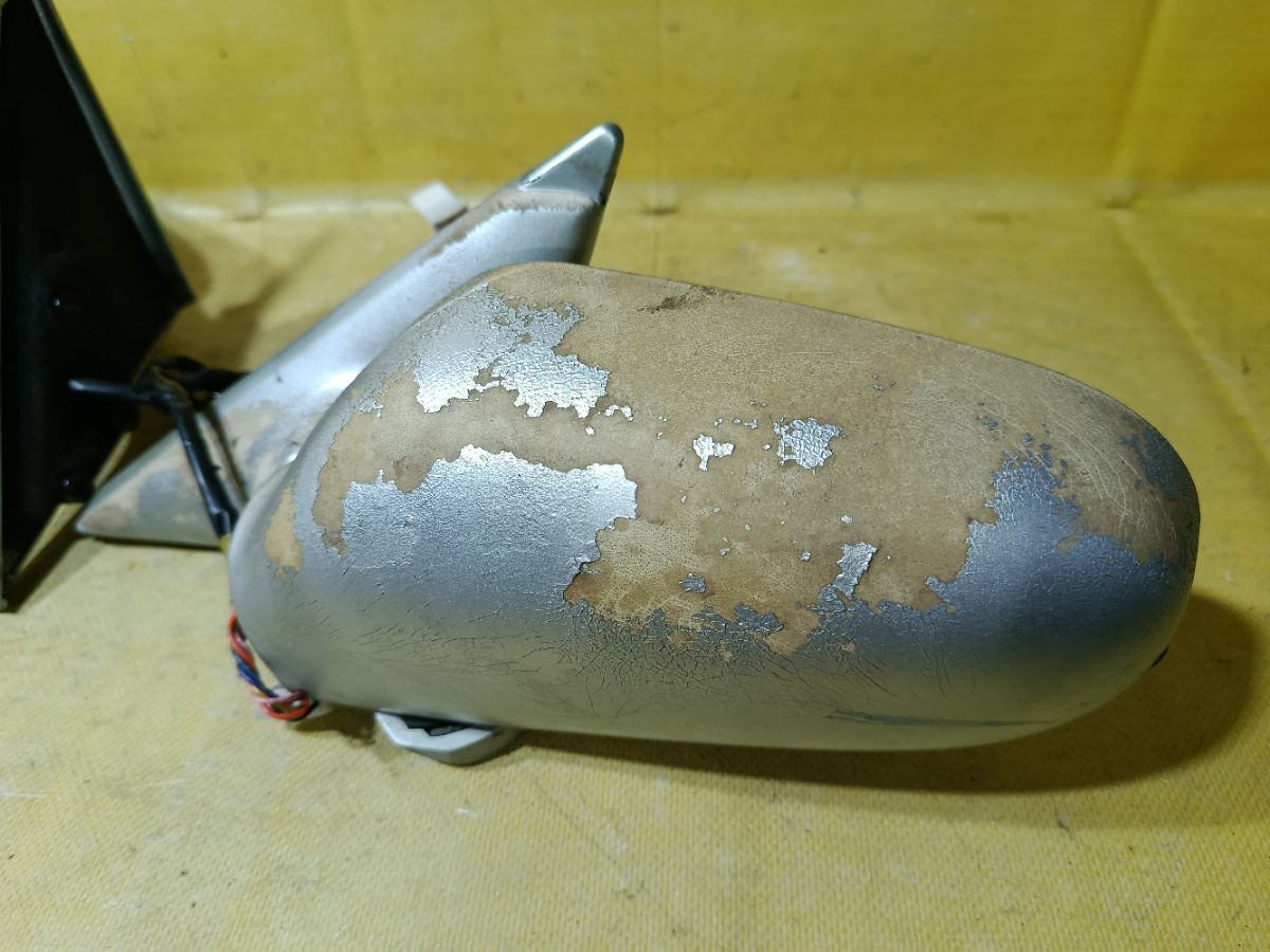 Зеркало двери боковой на Nissan Bluebird HU13 Фото 7