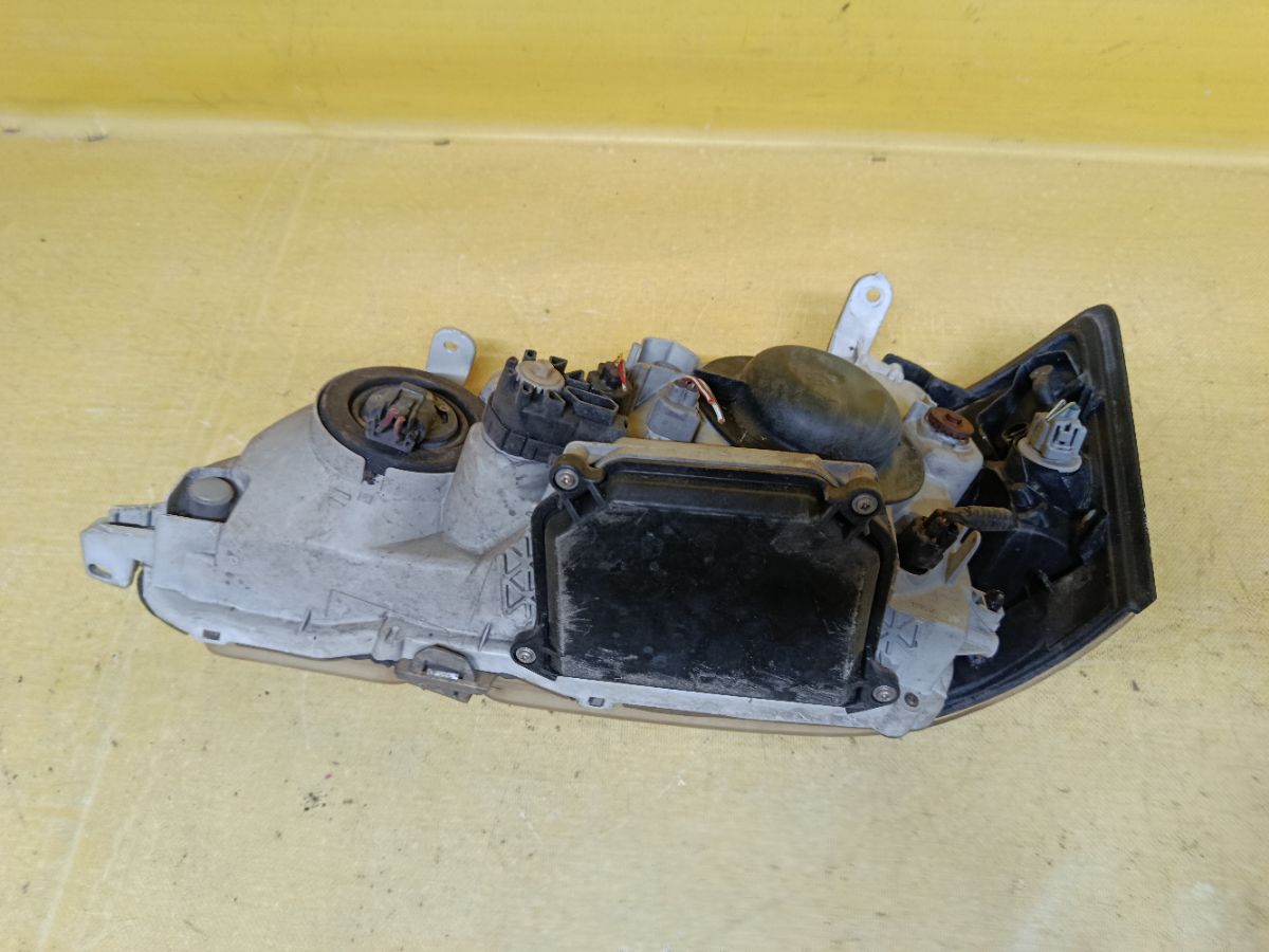 Фара 44-49 44-49 на Toyota Gaia ACM10G Фото 6