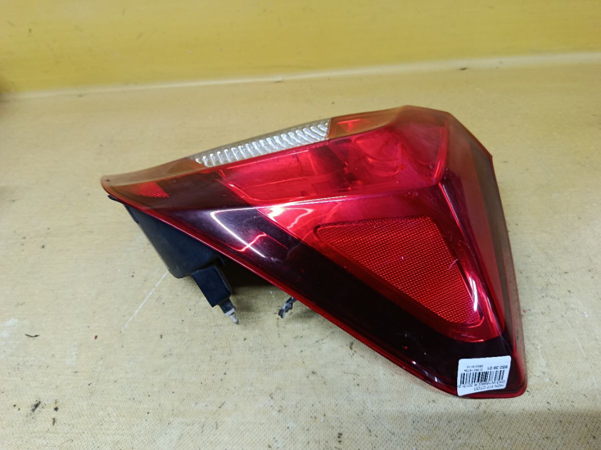 Стоп W1696G W1696G на Honda Fit GK3 Фото 2