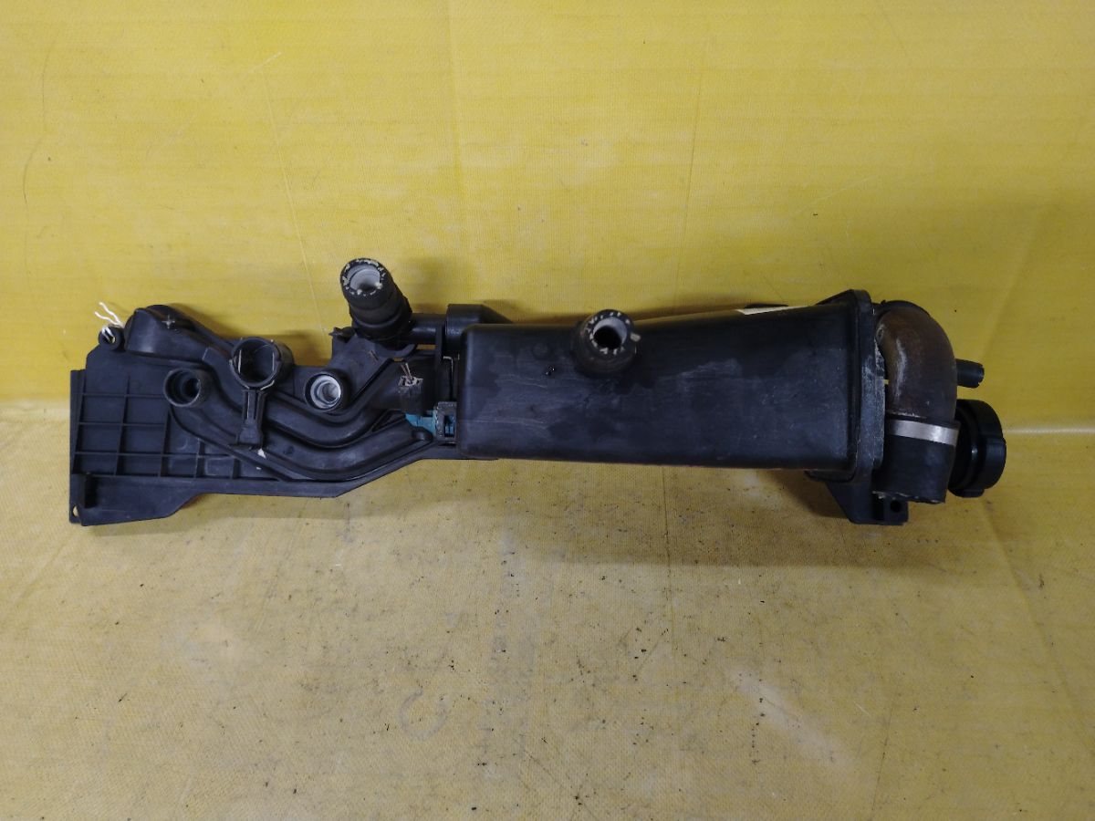 Бачок расширительный 1438819 на Bmw X5 E53-FA11 M54 Фото 1